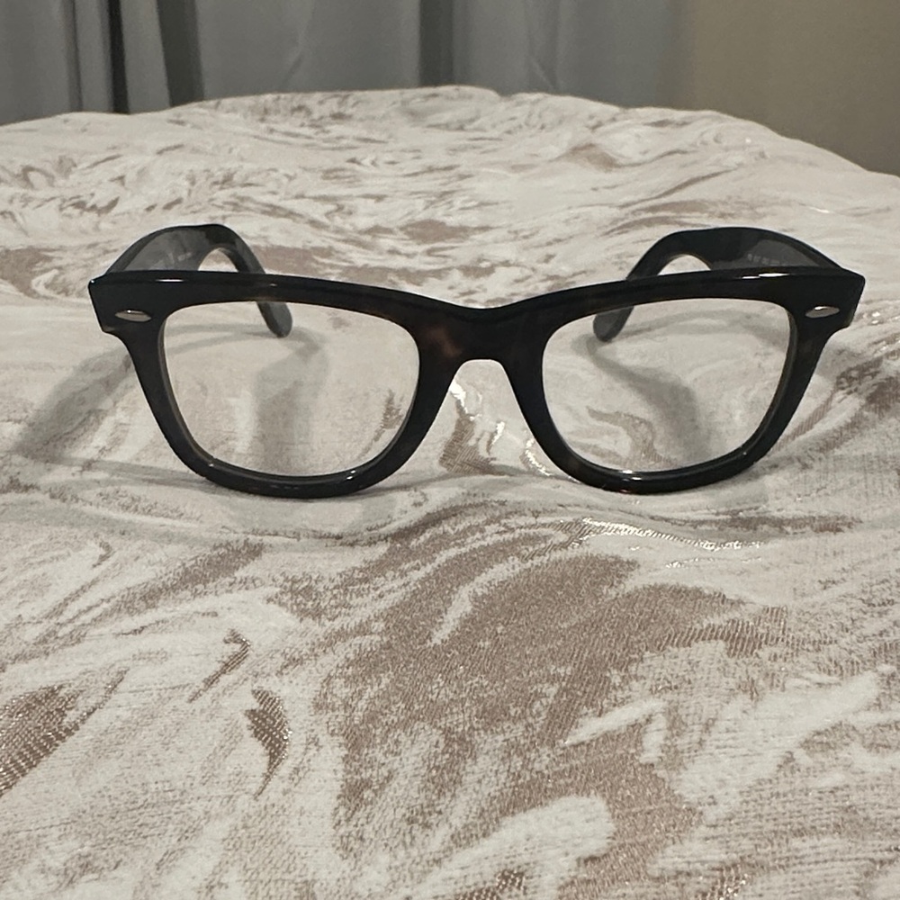Ray-Ban Black Wayfarer Glasses